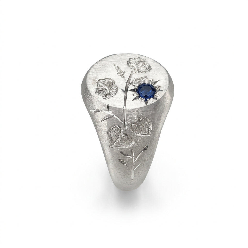 Hand engraved Morning Glory signet ring in 940 Silver. Left view by Mier Theo